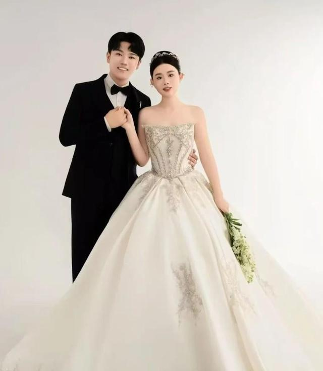 解清帅大婚不到3天，令人作呕的事发生，妈妈和嫂子被互联网撕