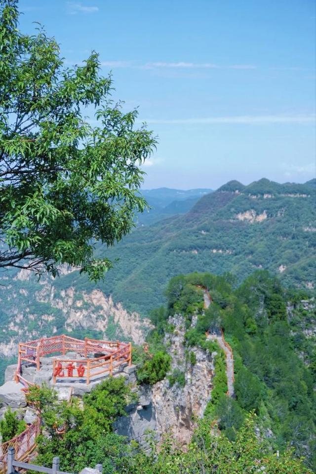 老师快来！神农山免索道，重点是景色太绝