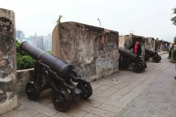 游汕头,要是漏了这个全国重点文物保护单位的古砲台,你就亏大了