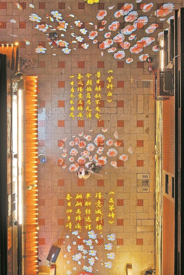 泉州古城状元街夜景上新，千年文脉与光影浪漫碰撞