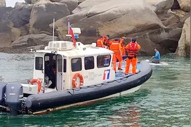 两男子驾船闯二担岛被台方拦截逮捕，或被台方最高判五年罚50万！赖清德被评57.14的不及格低分图片