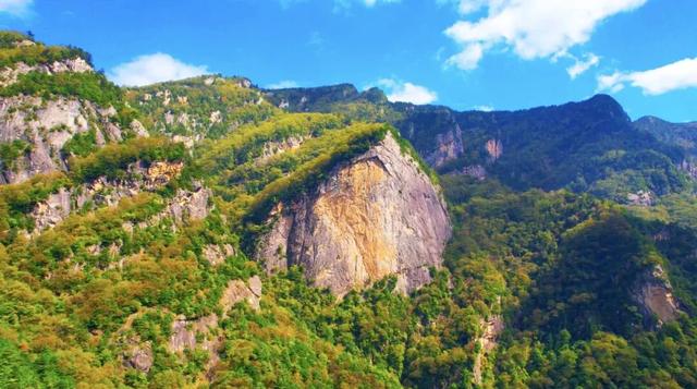 雨过天晴，青峰峡藏着一整个秋天的惊艳！