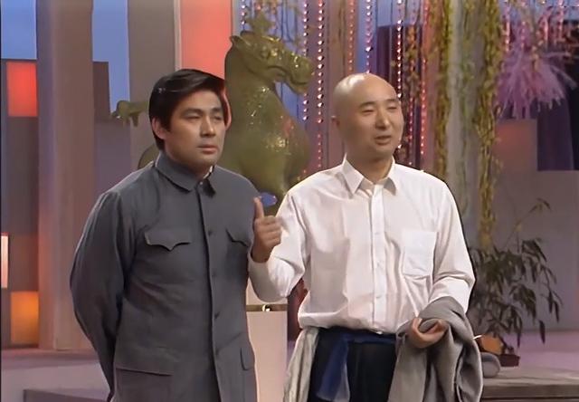 陈佩斯一纸诉状消失32年，携《戏台》归来，他到底在打谁的脸？