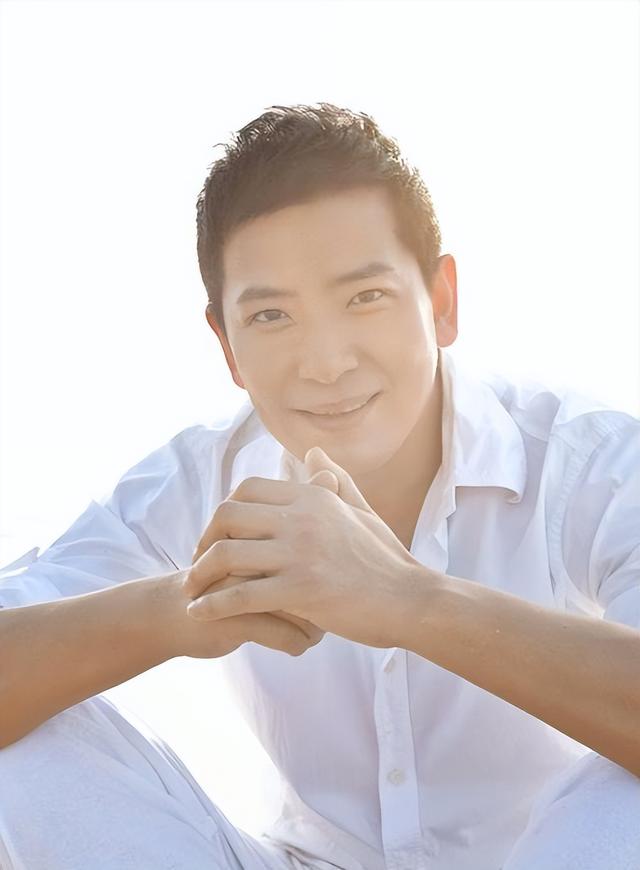 李静嫁人伴郎是戴军，陪李静走过16载	，红颜知己为何成不了恋人