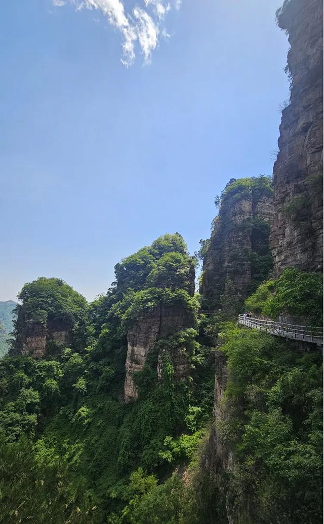 躲进燕山深处的清凉世界：被清代列为"风水禁地"200年的原始山林