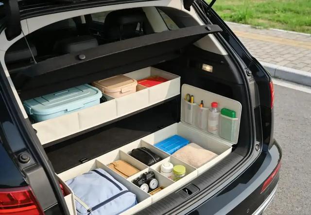 2026新交规实锤！后备箱这3样东西绝对禁放	，最高罚10万+扣分