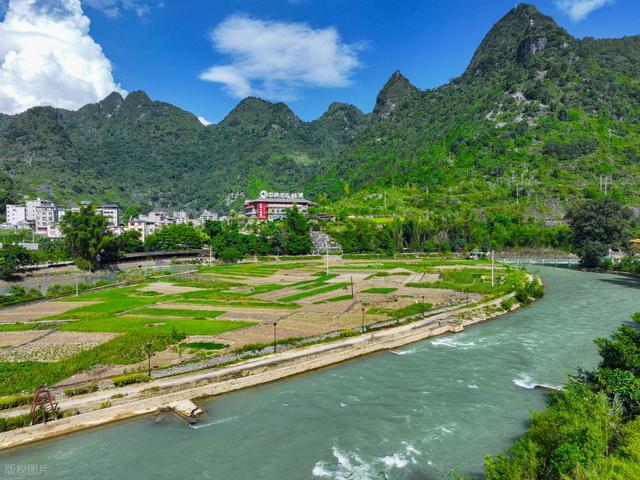 河池旅游景点十大排名，广西河池最值得去的10个地方，你去过几个