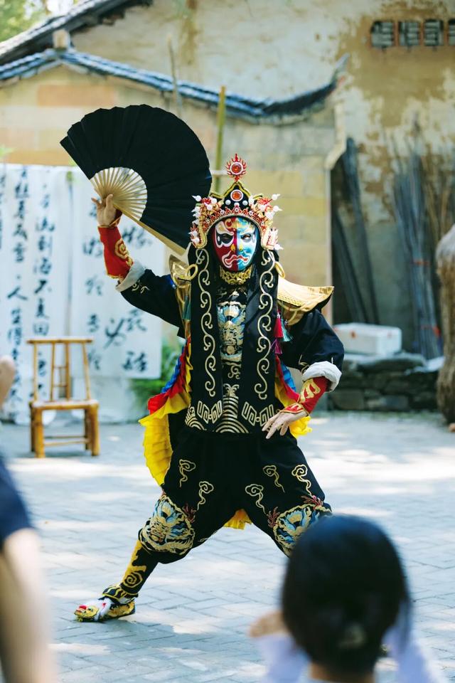 来黄陂过元宵｜楚地长歌越千年，大余湾灯火醉人间