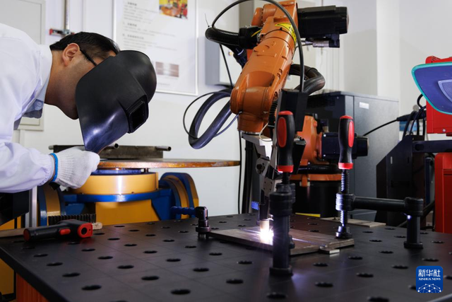 告别铀进口依赖！中国钍基熔盐堆转化成功，一带一路国家排队合作