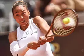 郑钦文连续三年闯入罗马站16强！图片