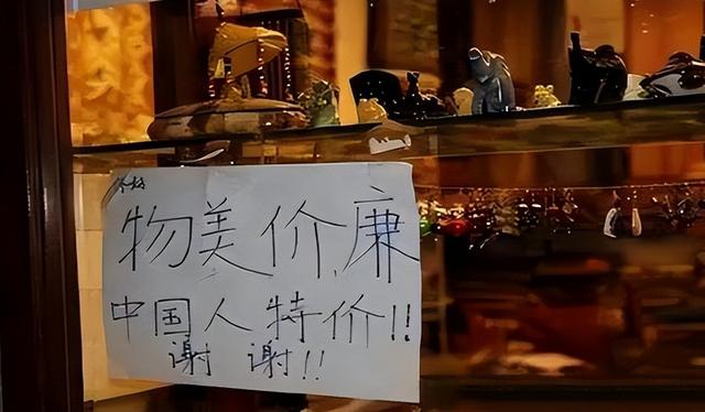泰国大量水果腐烂，因为摊上的一句中文，中国游客：自己留着吧
