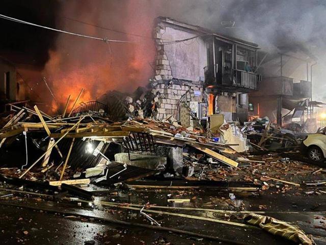 重庆铜梁爆炸案：凶手将炸药带茶馆致44人死伤，都是打麻将惹的祸