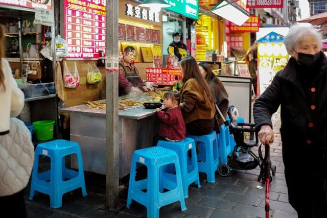 这个“名牌加身”的西南山城，正适合淡季来玩！