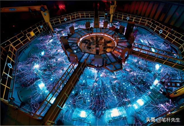 合肥科学岛吊400吨“大家伙”！误差2毫米，中国抢占核聚变制高点