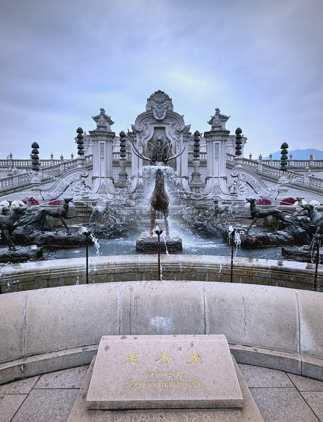 横店影视城旅游全攻略，可以玩，可以探班，也可以蹲喜欢的明星哦