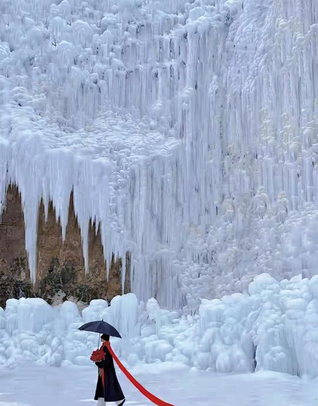 淄博潭溪山的冰瀑为何成为全网热榜第一？