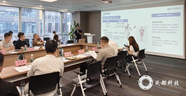 机器人可以“上岗”加油站吗？成都人工智能企业：安排！｜科创天府·智汇蓉城