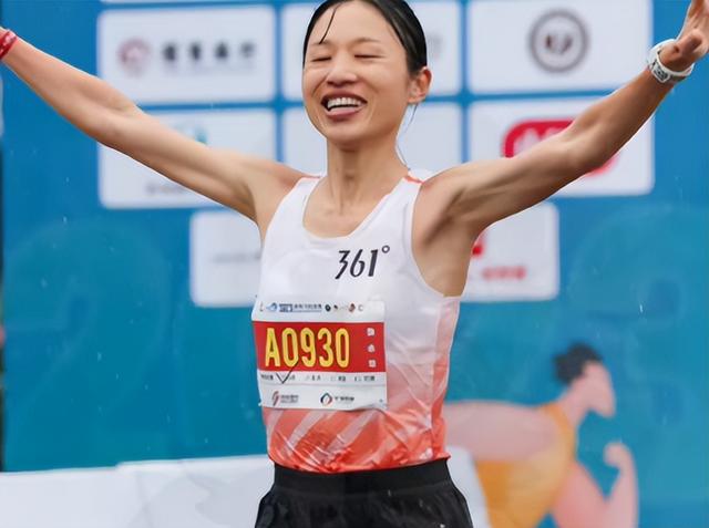 “最快女护士	”彻底辞职！多方紧急发声，3个原因注定她会走这步