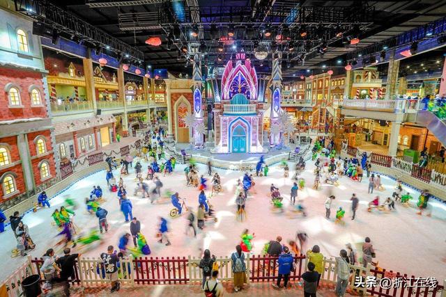 冰雪游产品订单同比增156%，省内客源占66%——从运动到产业，浙江“热雪”正沸腾