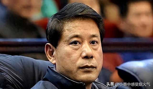毁了王治郅，逼姚明退役，他凭一己之力让中国篮球倒退了二十年！