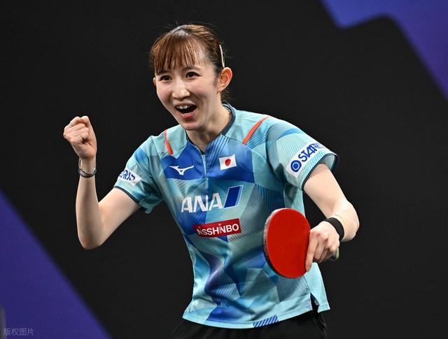 王曼昱横扫早田希娜 将战张本美和