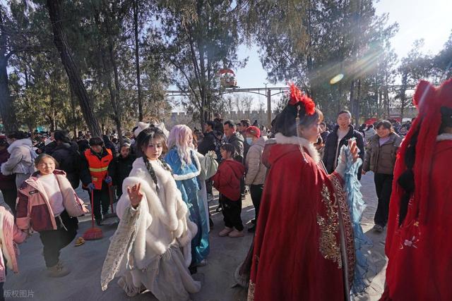 王婆说媒带火一座城？从“有说头没看头”到年入万亿，河南凭啥？