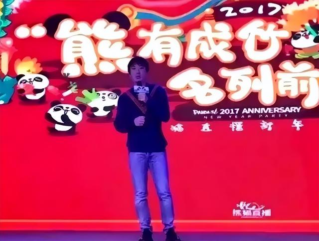 钱再多有什么用？71岁王健林瘦成皮包骨，王思聪本性难改沉迷女色