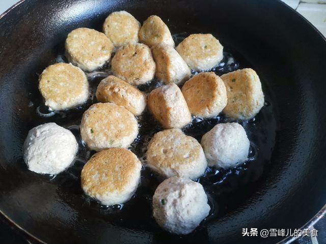 10月正是长个的黄金季节，做法简单补钙质，外焦里嫩特好吃！