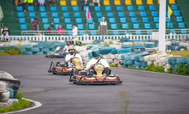 江波 I 谁在迷宫里埋下梦幻的密码