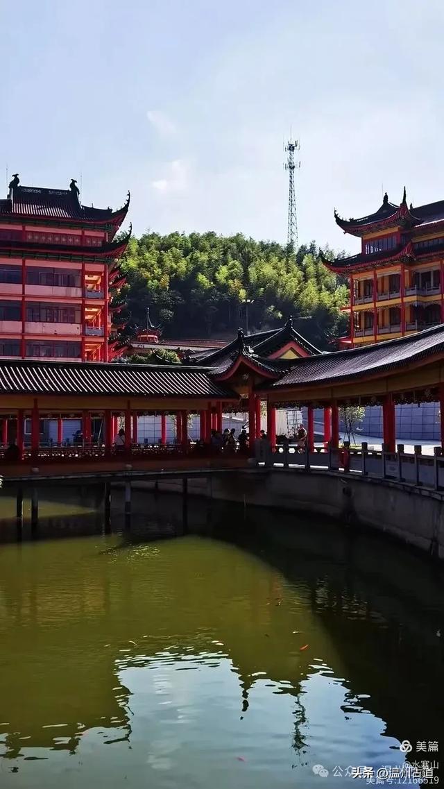 被誉为“江南小布达拉宫”!探秘浙江最大最土豪的寺院!