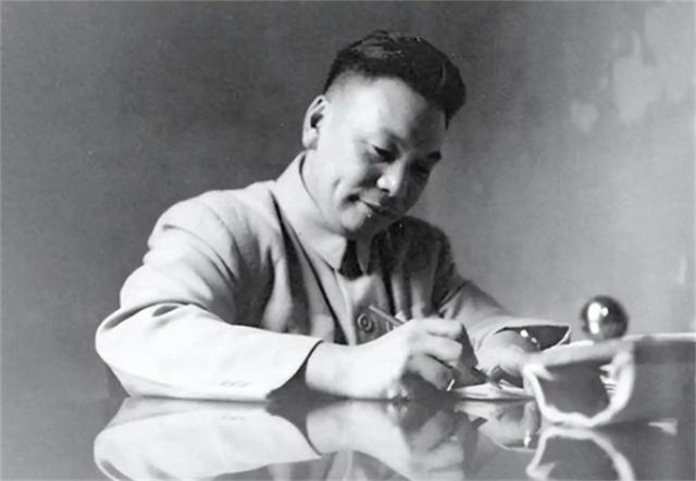 蒋介石恐怕做梦也没想到，当年不让姓蒋的后代，最终却代表了蒋家