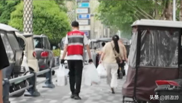 上海小伙专程逛3天胖东来！现实比网上说的更离谱，细节让人震惊