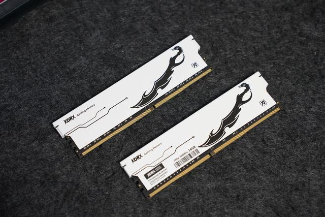 DDR5太贵？酷芯客(KORX)DDR4 3600：海力士颗粒+4133MHz超频