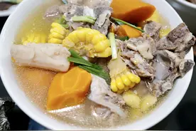 炖骨头怎么炖得又烂又香，从选材到火候的完整指南图片