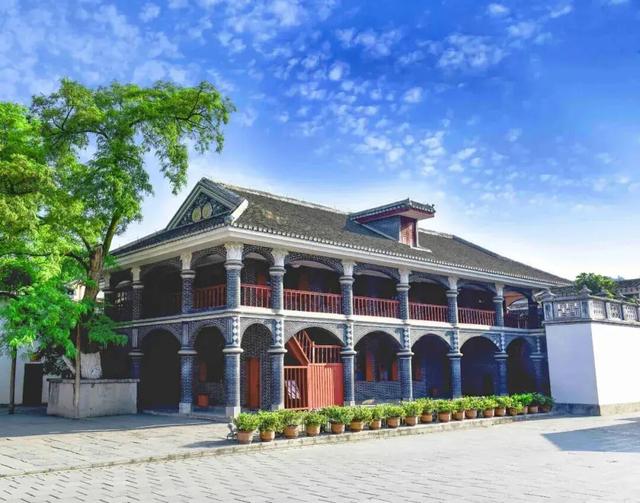 @越野爱好者，贵州红越野总决赛后，用遵义的美食唤醒味蕾！