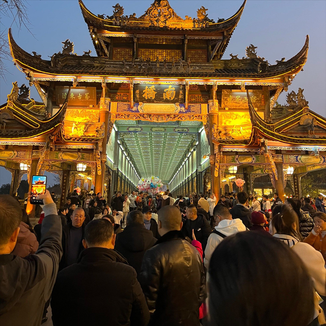 2026马年春节假期，全国最堵十大景区出炉：一眼望不到边的人头！