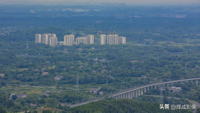“成都之眼”竞在龙泉丹景山
