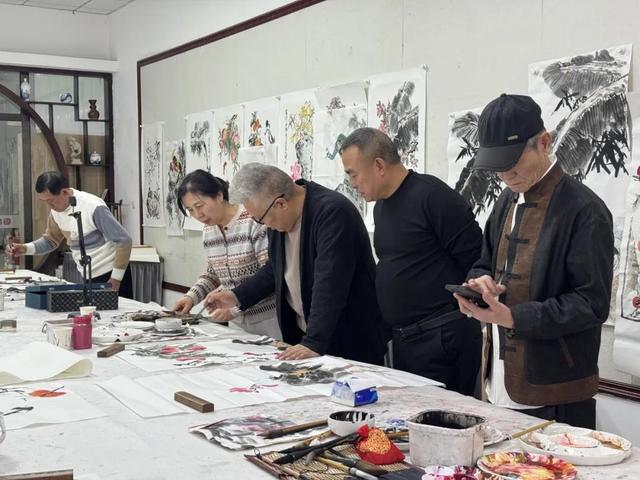 墨韵逐光 | 孙辉导师花鸟画高研班第八期(2026·北京)圆满收官