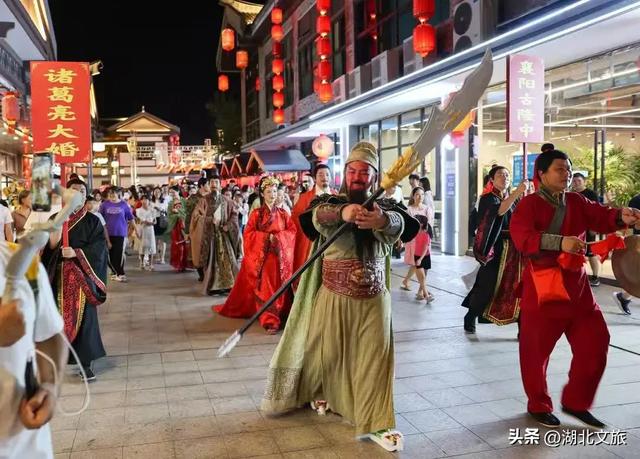 本周在襄阳古城!穿古装、看表演、吃美食、领礼包!