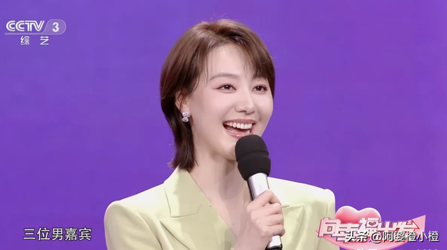 讨好大佬，陪睡上位，遭央视“开除”	，她身上的标签哪个才是真的