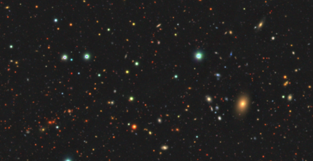 两万个机器人在“蜂巢”里辛勤劳作，只为绘制史上最大的宇宙三维