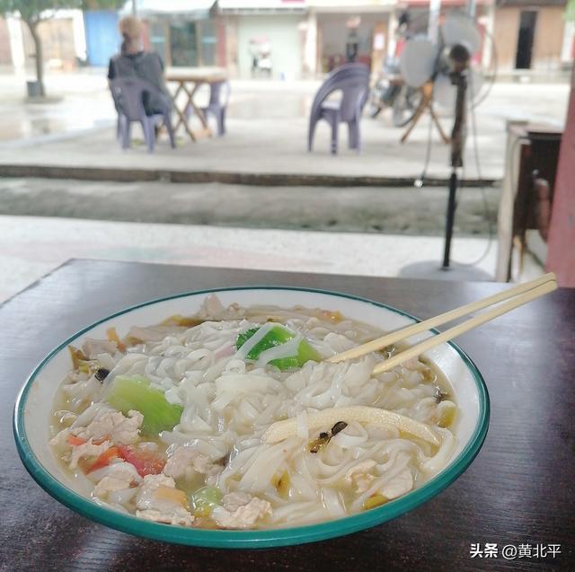 广西南宁市上林县撤销的乡，街道、菜市场、车站俱全就是没有赶集