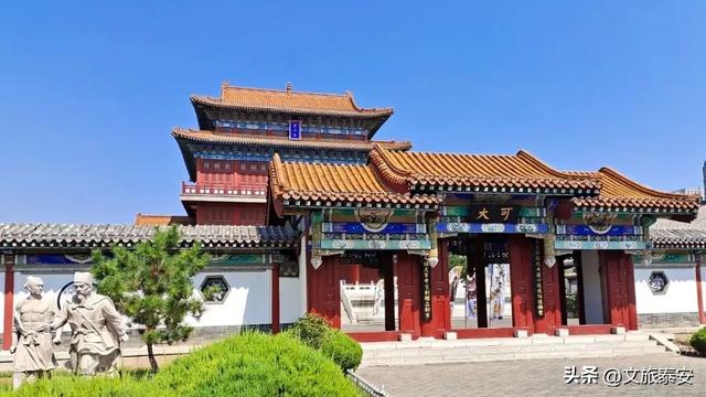 谁懂啊!走进东平贯中园,我感受到这里的千年侠气了!