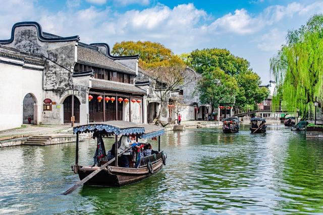 高铁直达！11-12月最值得去的6个古镇，工作累了，就去小住三五天