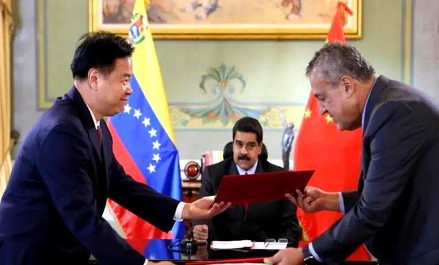 特朗普宣布	，委内瑞拉出口中国石油加价2美元，中方：一桶也不买