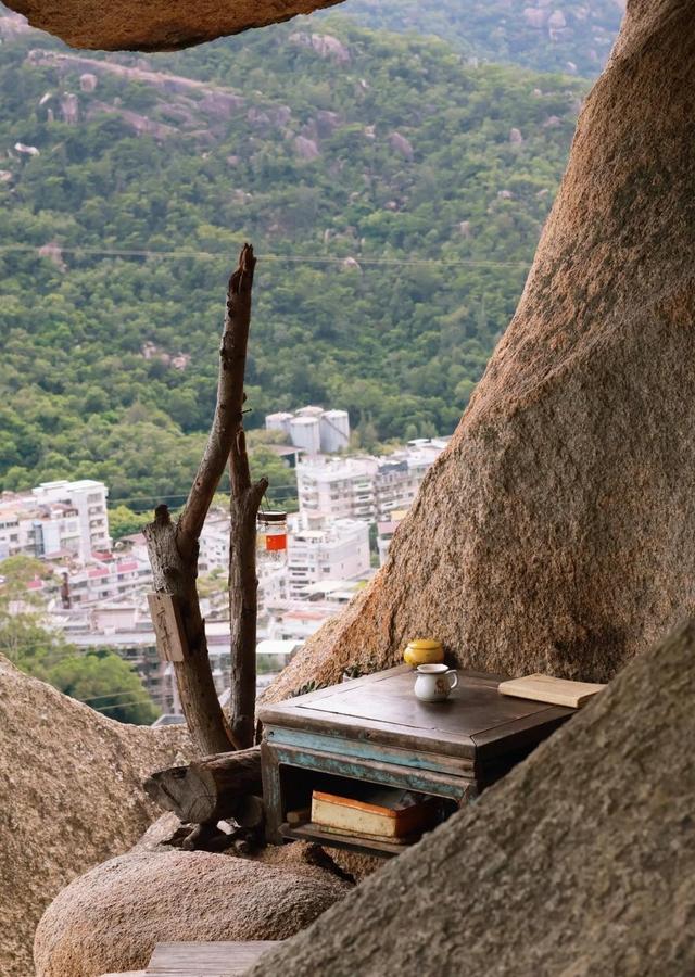 厦门金榜山方寸谷，一个网红打卡景点，巨石夹缝中的一个天然氧吧