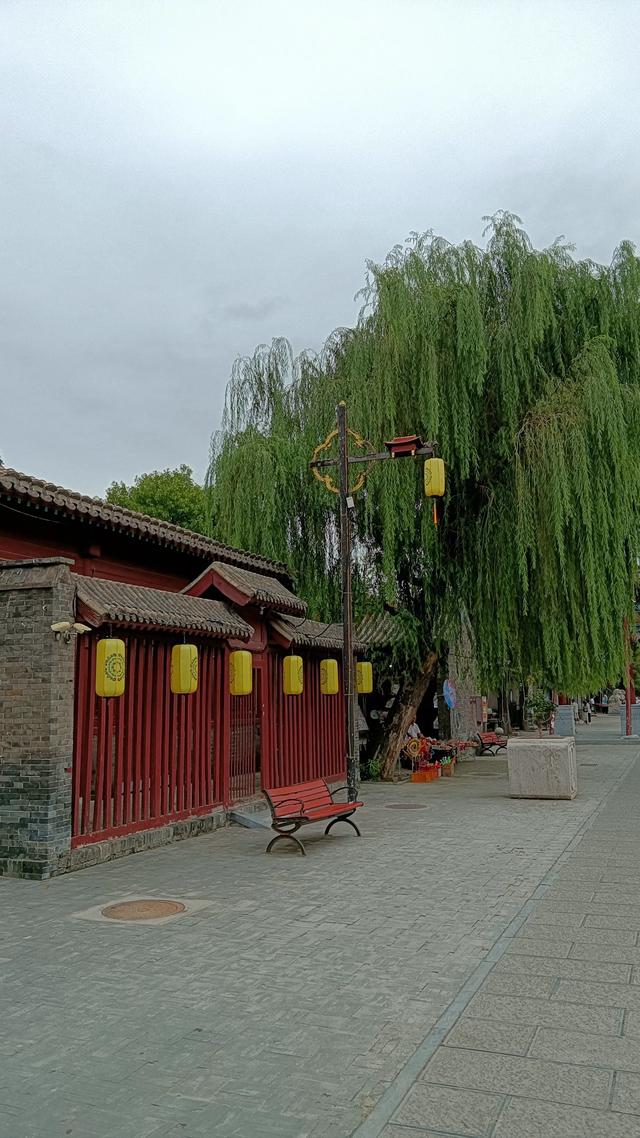 我是上海人,刚从河北正定回来,实在忍不住想说:对正定5点印象