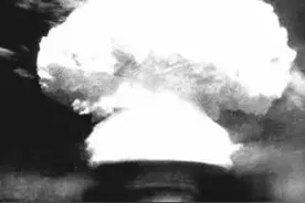 历史上的今天我国完成了氢弹由原理实验到用于实战氢弹的转变。图片