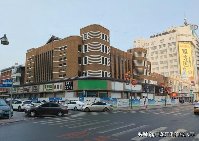 当年吉林省长春市的丰乐剧场，春城剧场，现在的吉林省音乐厅