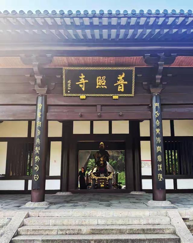 游景色秀美的柯岩